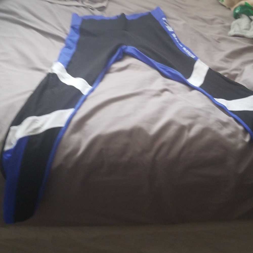 High waisted leggings